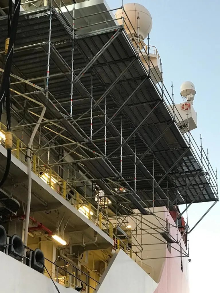 OFFSHORE.GALLERY.ALT